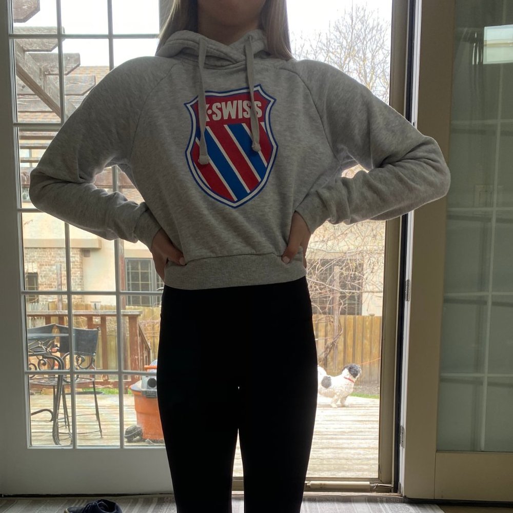 Gray cropped K-Swiss sweatshirt